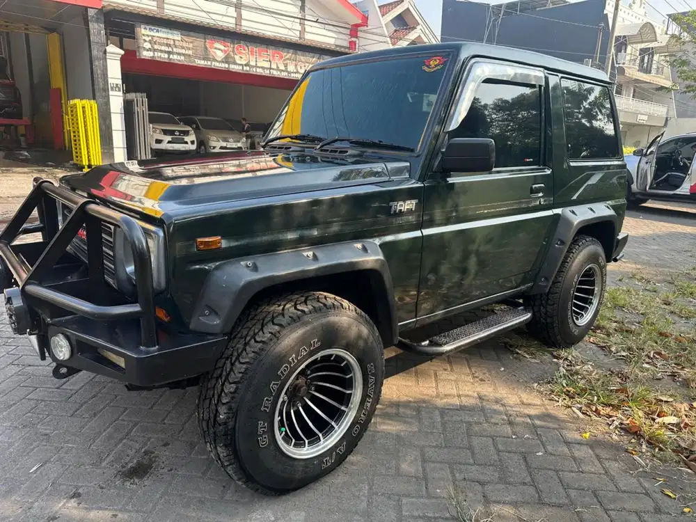 Taft GT 4x4 1992 Istimewa Antik