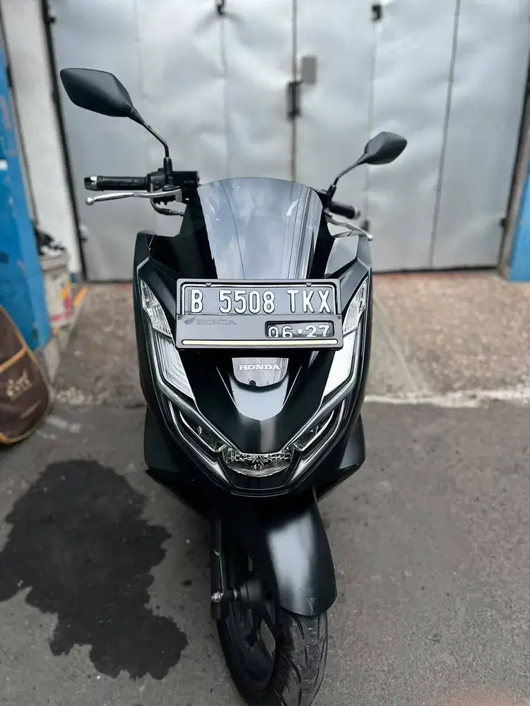 Dijual Honda PCX 160 ABS tahun 2022, warna Hitam Doff