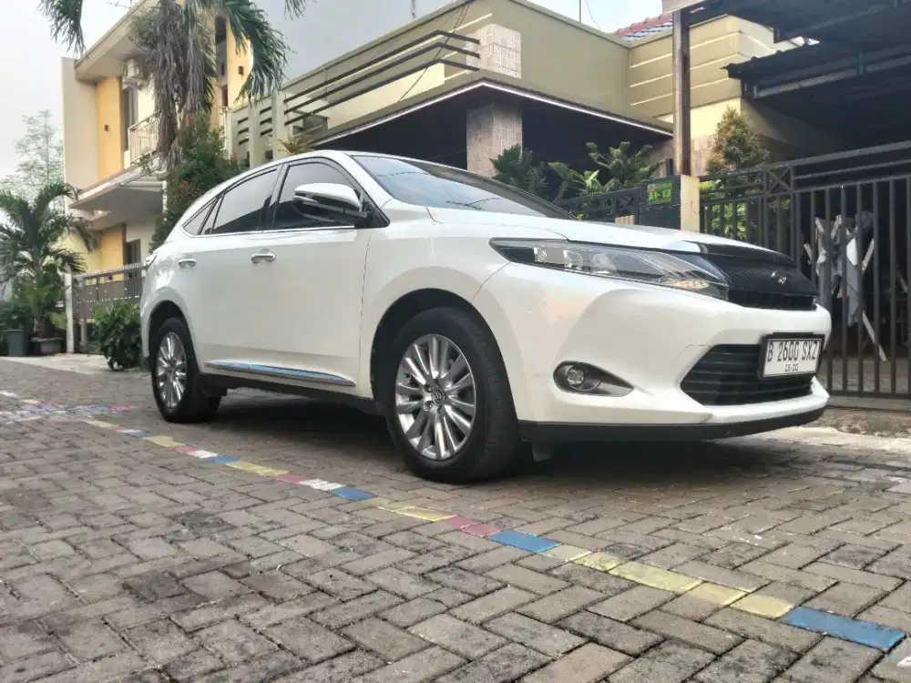 Toyota Harrier 2.0 th 2015