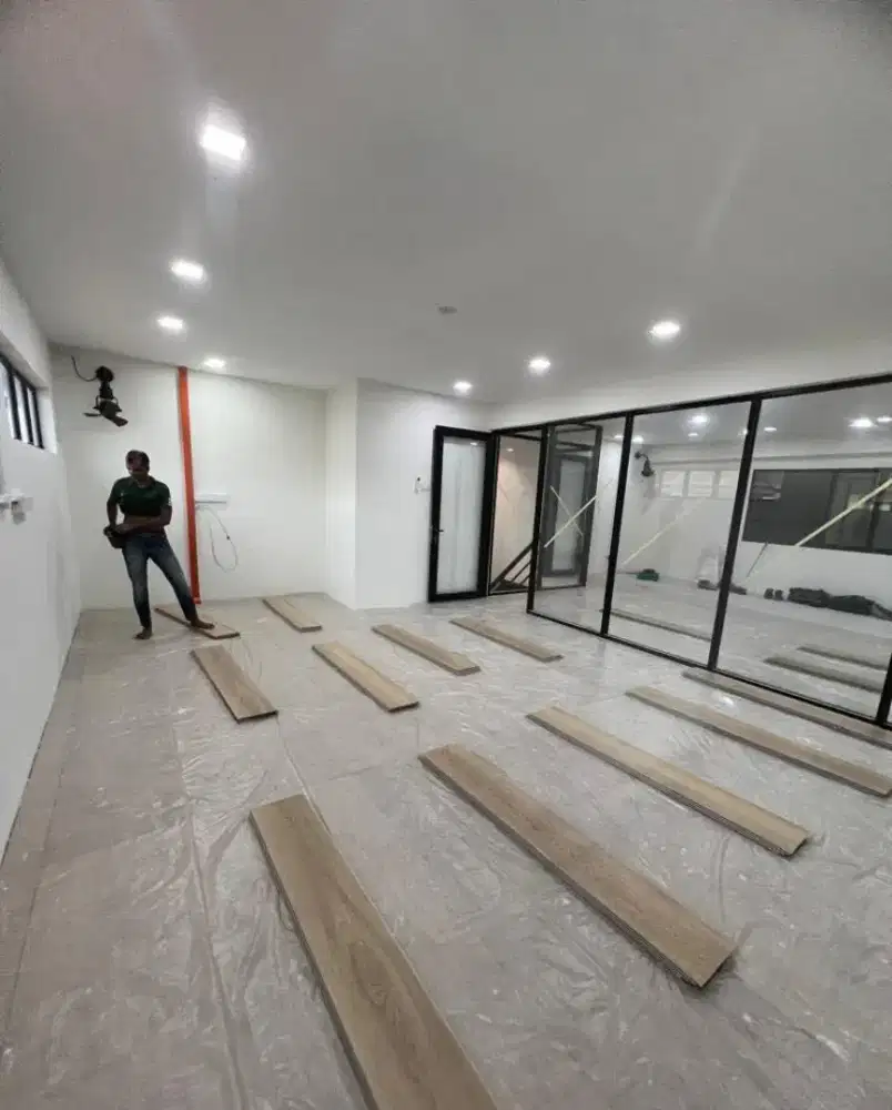 Jasa pemasangan vinyl lantai