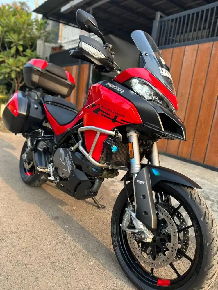 FOR SALE — DUCATI MULTISTRADA V2S 2022