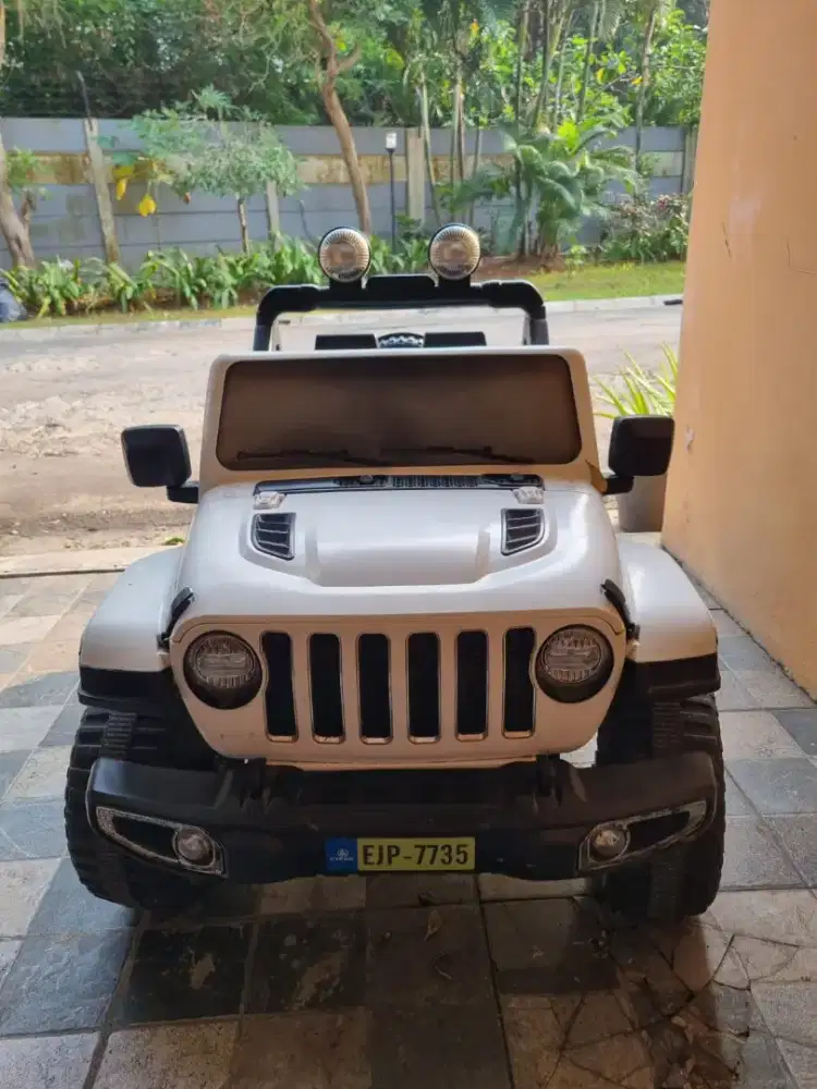 Mobil Jeep anak Exotic Rubicon