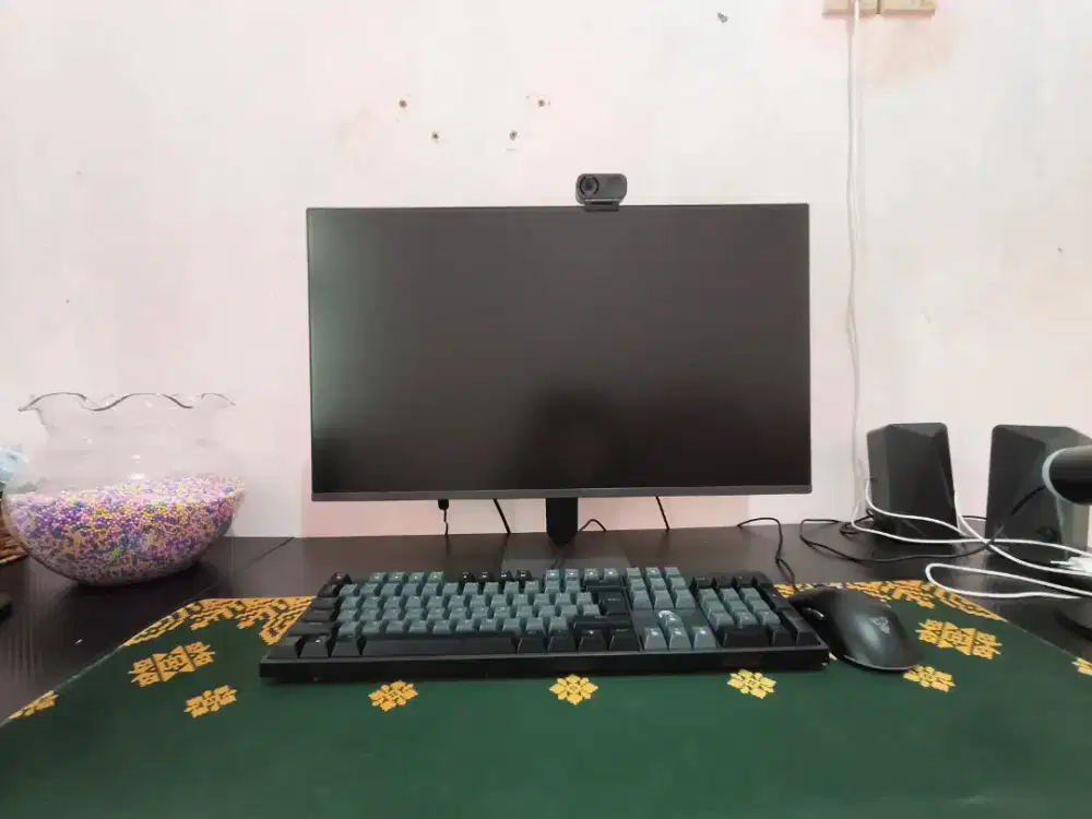 Pc Gaming dan monitor LG