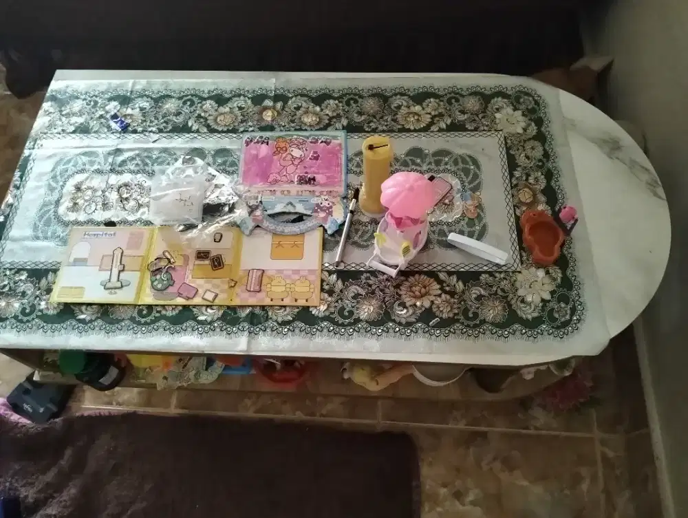 Di jual meja tamu