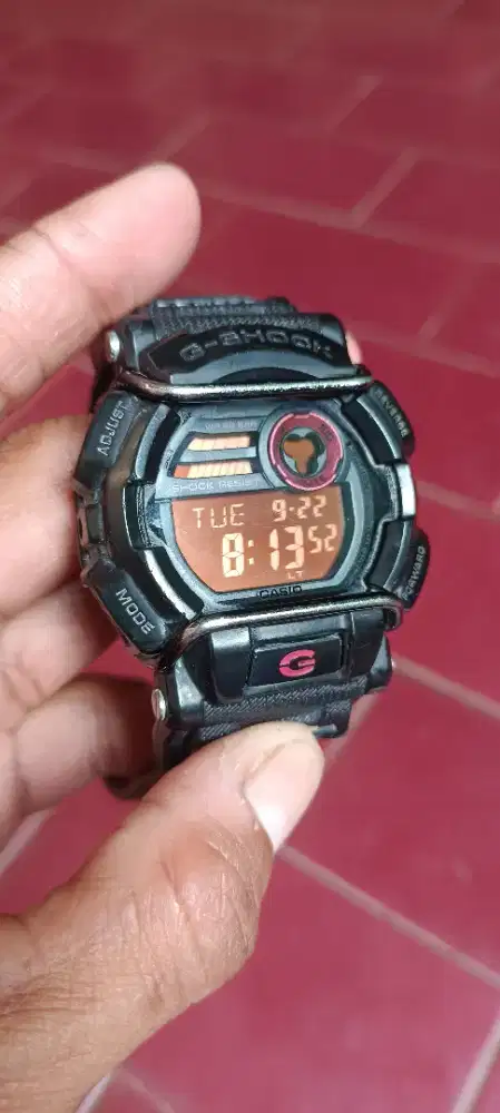 Mahar jam gshock original gbd–400