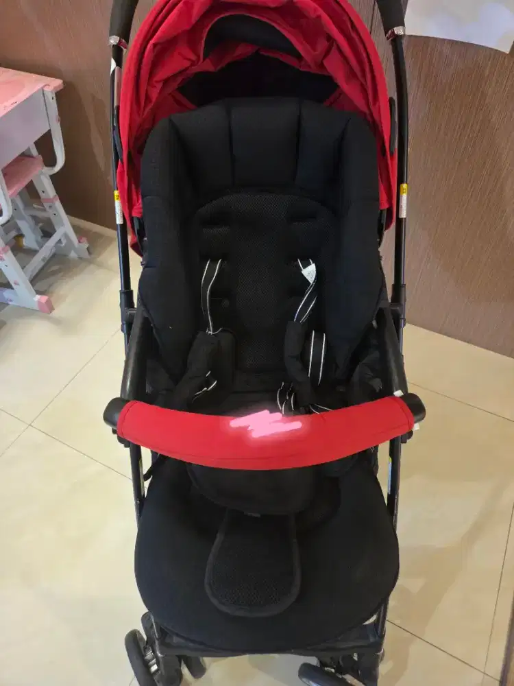 Stroller Aprica Merah