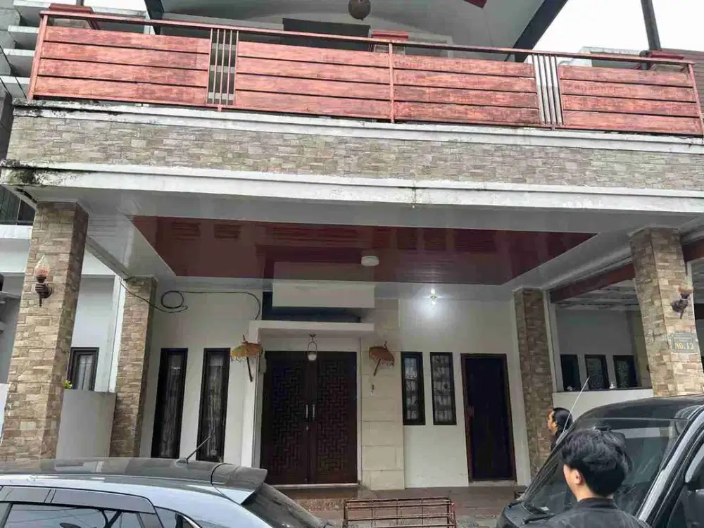 Rumah Di jual perum cemara rengas Ciputat