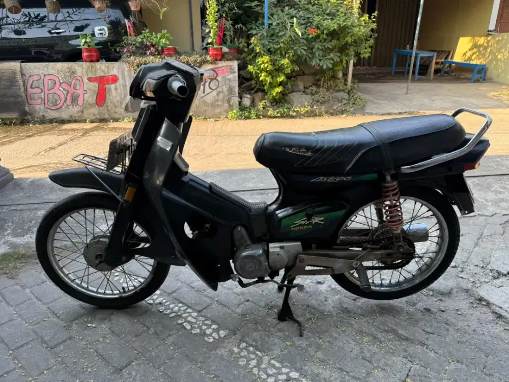 Astrea Star THN 1986 plat AA Magelang