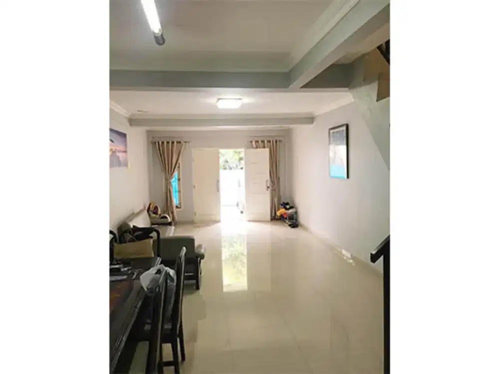 Rumah Taman Pegangsaan Indah, Kelapa Gading