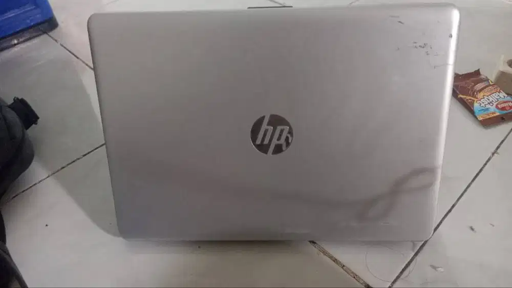 Laptop bekas merk hp