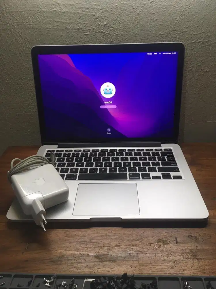 Macbook Pro Retina 13 inch 2015 8/256