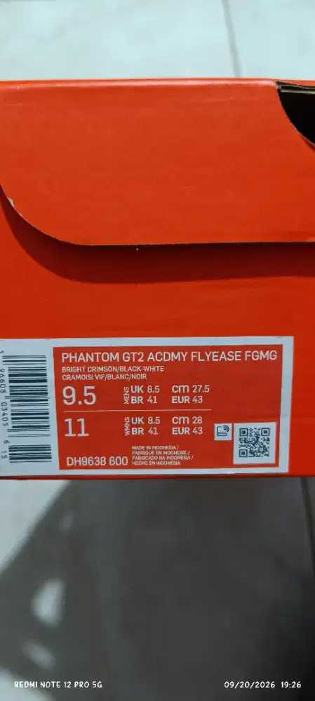 Sepatu bola nike phantom gt 2