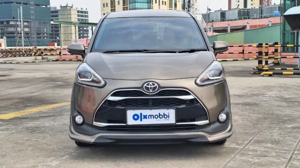 KM Rendah - Toyota Sienta 1.5 Q Bensin-AT 2018