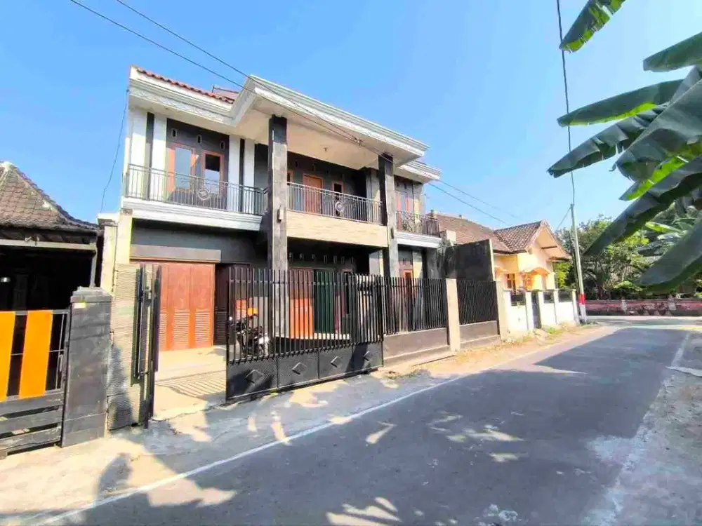 Rumah 2Lt Cantik Terawat Dekat Stasiun Gawok Dan Pasar Tradisional