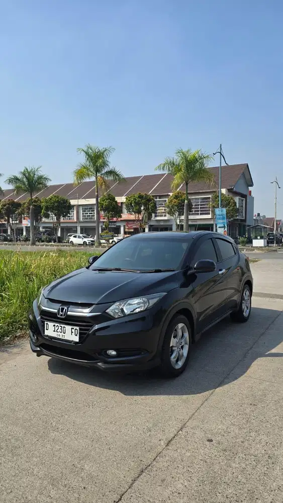 Honda HR-V E at 2016