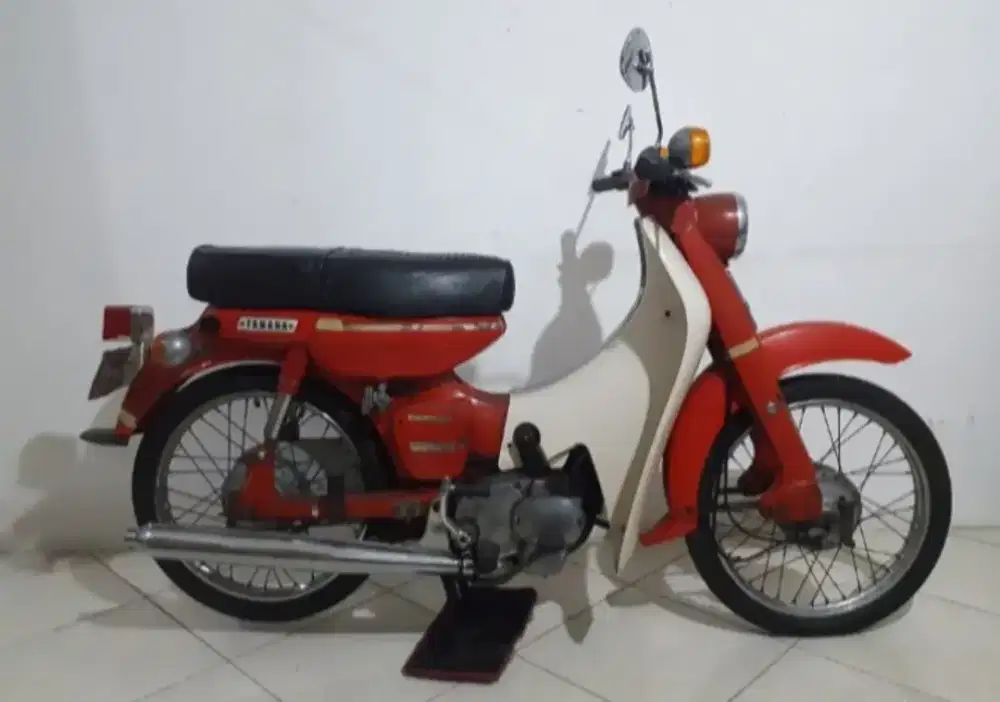 Yamaha U5 U7
Yamaha U7 Original
Tangan 1
Original Cat
Tahun 1967