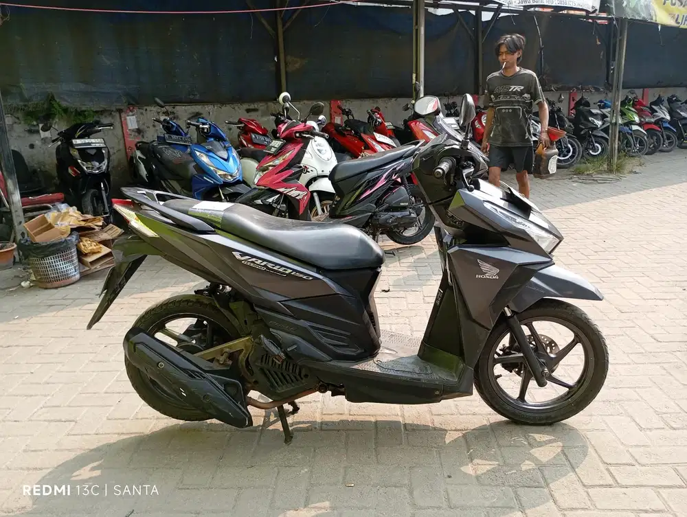 Honda Vario 150 LED old Tahun 2017 Surat komplit