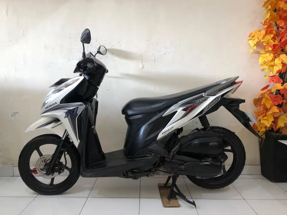 Honda Vario Techno 125 Th.2013 Hitam Putih!!