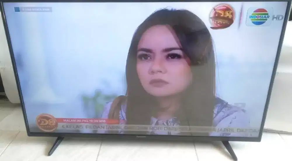 Tv Led PANASONIC 43 inci Analog lengkap  alat digitalx. Mulus & normal