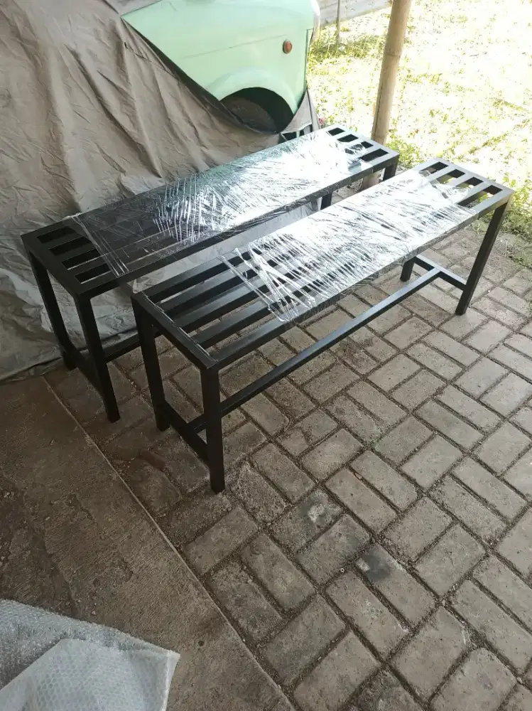 JUAL KURSI BESI MATERIAL KUAT DAN KOKOH SERTA MINIMALIS !!