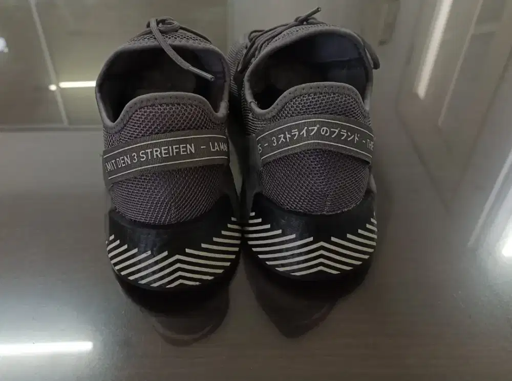Adidas NMD R1.V2 Grey Black Heel Stripes GY4885
