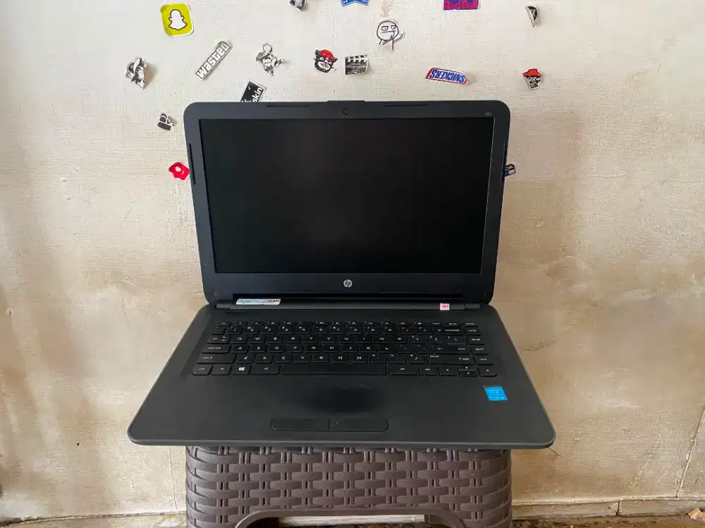 JUAL LAPTOP HP240 INTEL CORE I3-5005U RAM4GB HDD500GB WIN10 ORI
