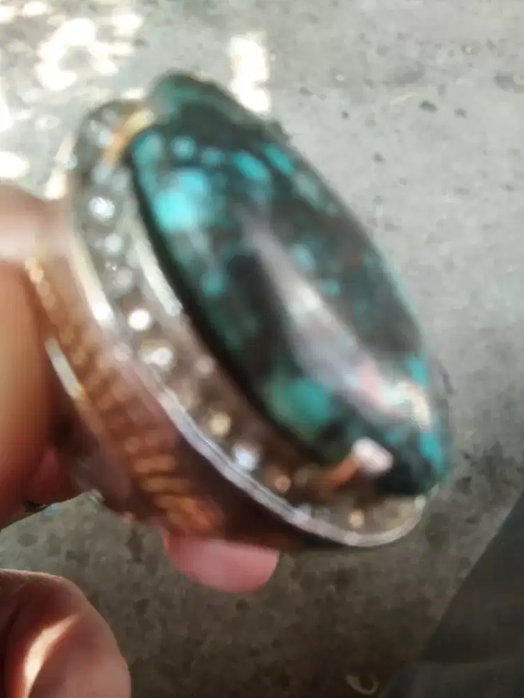 Batu pirus persia serat hitam