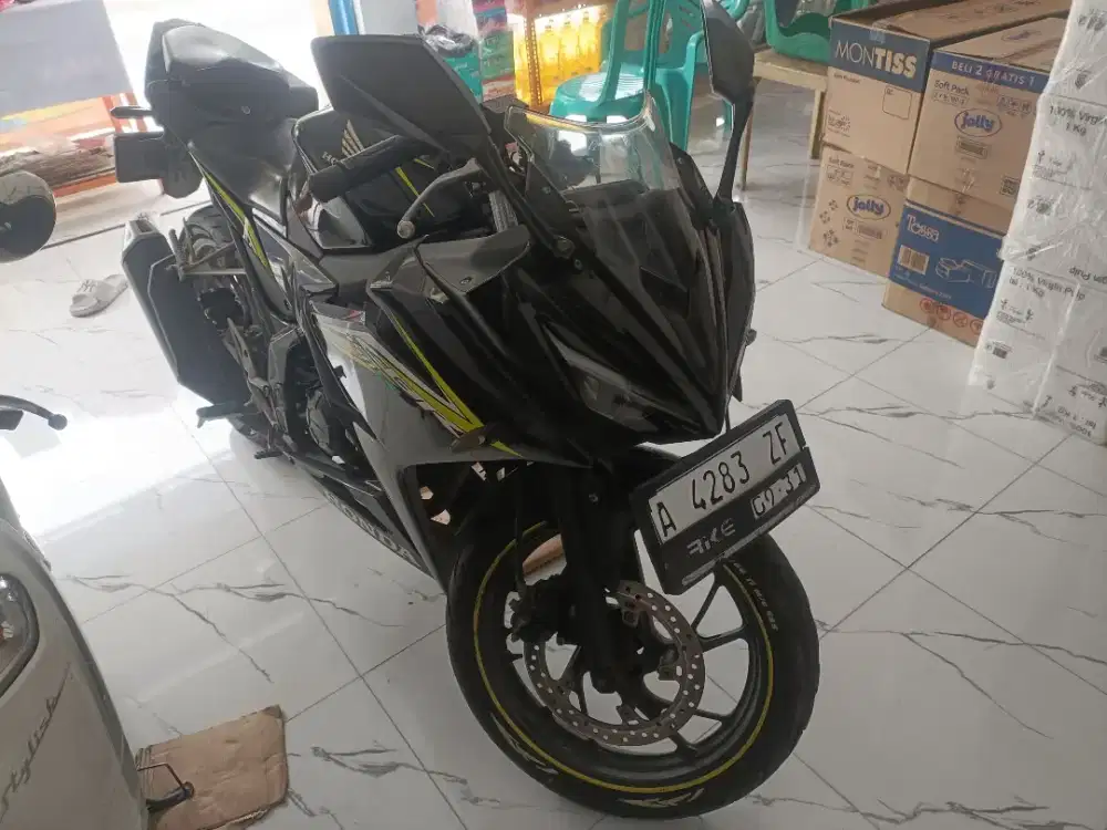 CBR 150 R  Tahun 2016