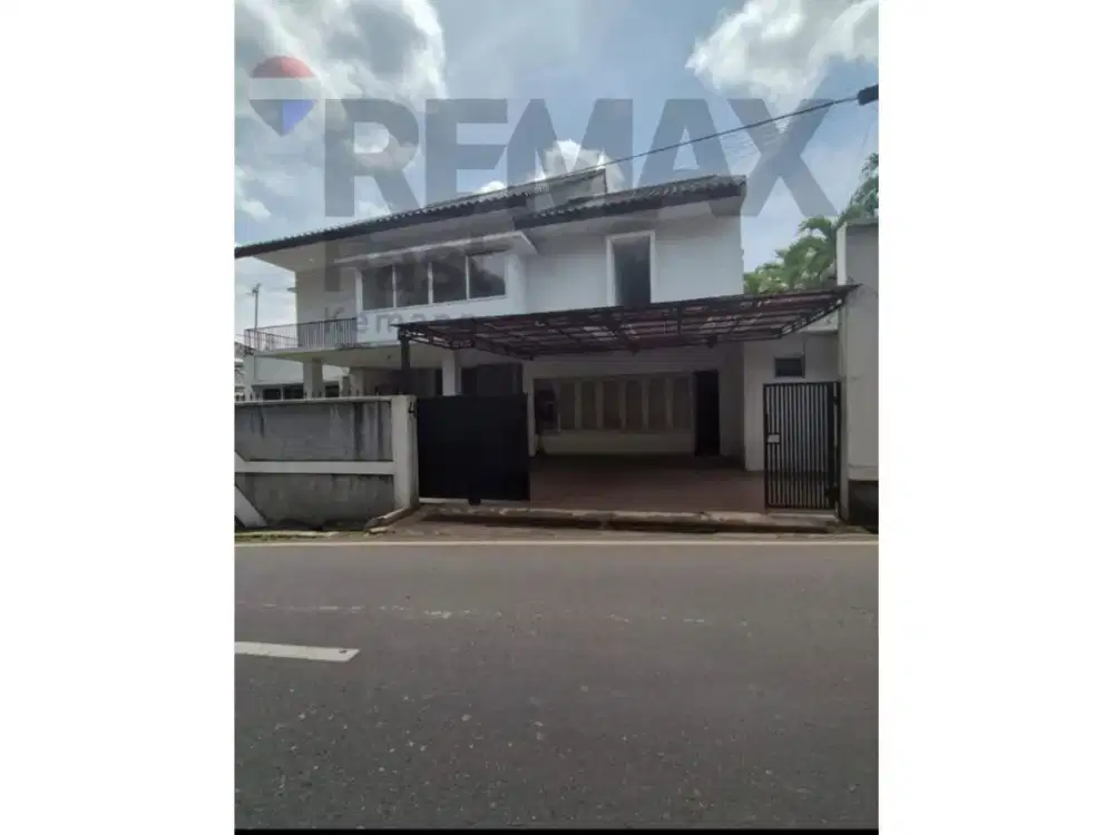 DIJUAL/DISEWAKAN! RUMAH MEWAH SUPER LUAS DI BANGKA KEMANG – COCOK UNTUK KOMERSIAL & HUNIAN