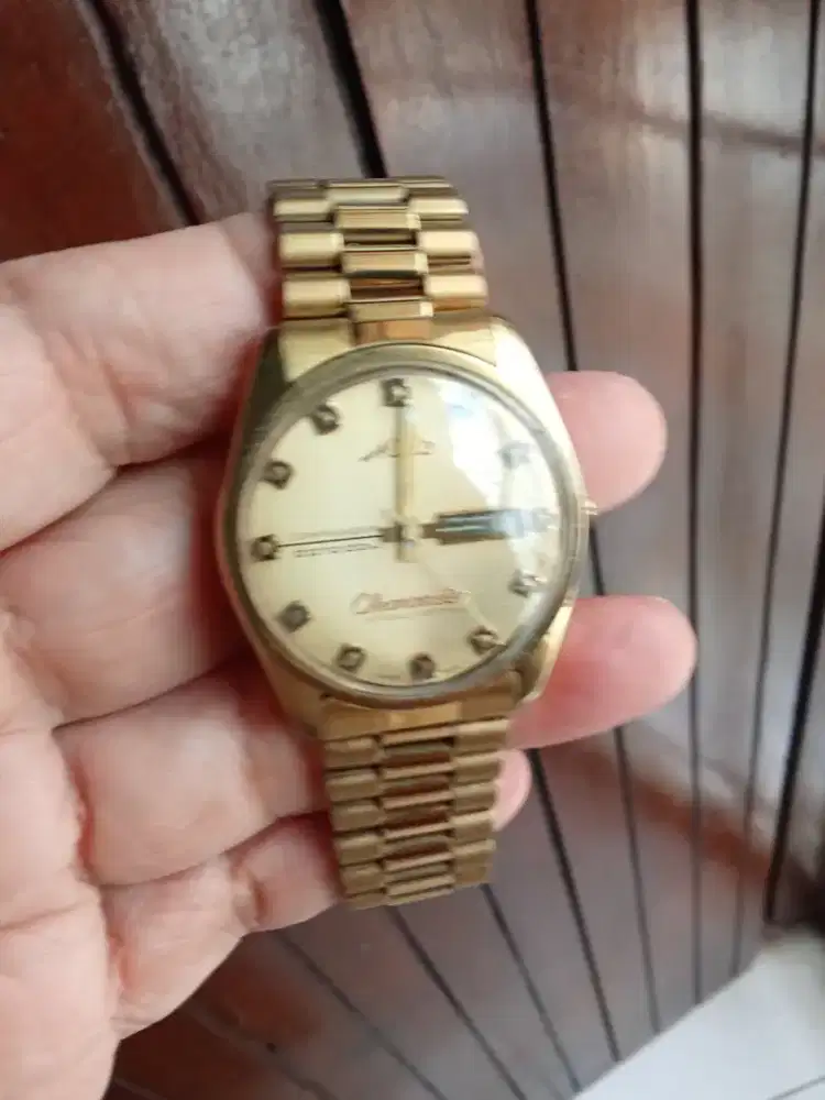 Jam tangan mido comander automatic
