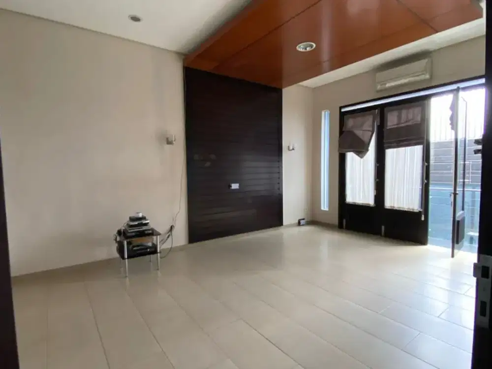 TERMURAH DIJUAL RUMAH SEMI FURNISHED SIAP HUNI DI CLUSTER EXCLUSIVE SINGGASANA PRADANA BANDUNG