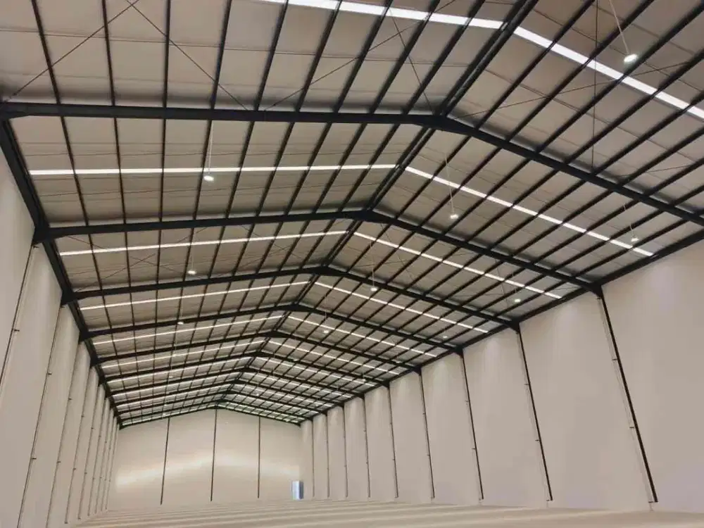 DIJUAL DAN DISEWAKAN GUDANG BARU 330 M2 KAWASAN INDUSTRI LEGOK DEKAT TOL LEGOK