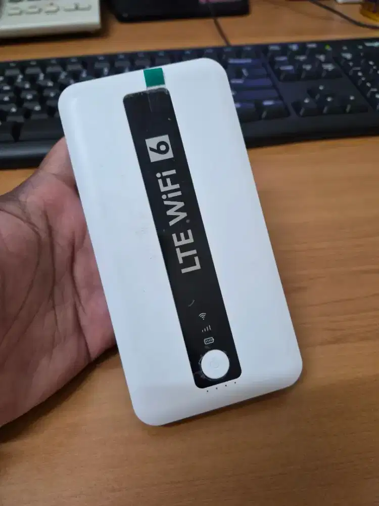 Mifi Portable All Operator + Powerbank 8000mAh