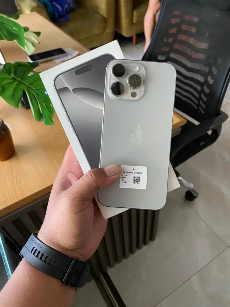 iPhone 16 Pro Max 256GB iBox