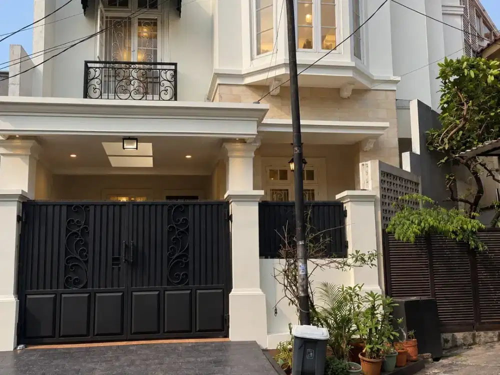 RUMAH CANTIK MODERN FULLY FURNISHED SIAP HUNI DI BINTARO JAYA