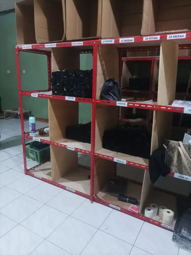 Butuh staff packing
