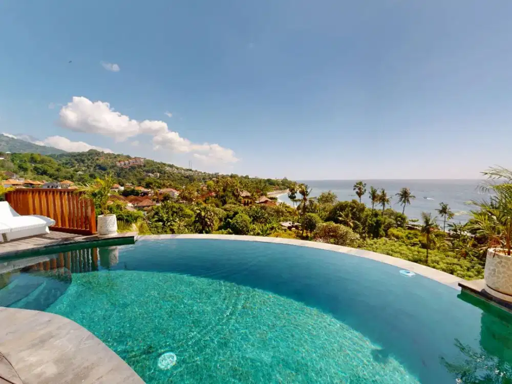 VILLA FOR SALE IN LIPAH, BUNUTAN, ABANG – 180° SEA VIEW & PRIVATE INFINITY POOL