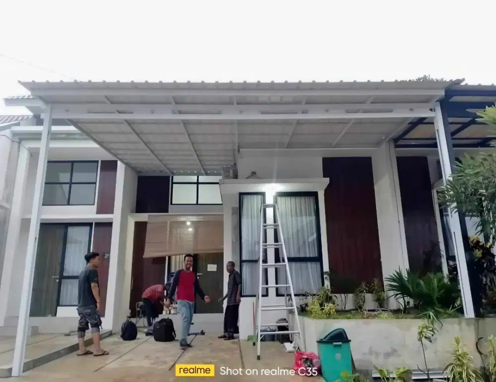 Kanopi baja ringan dan garasi