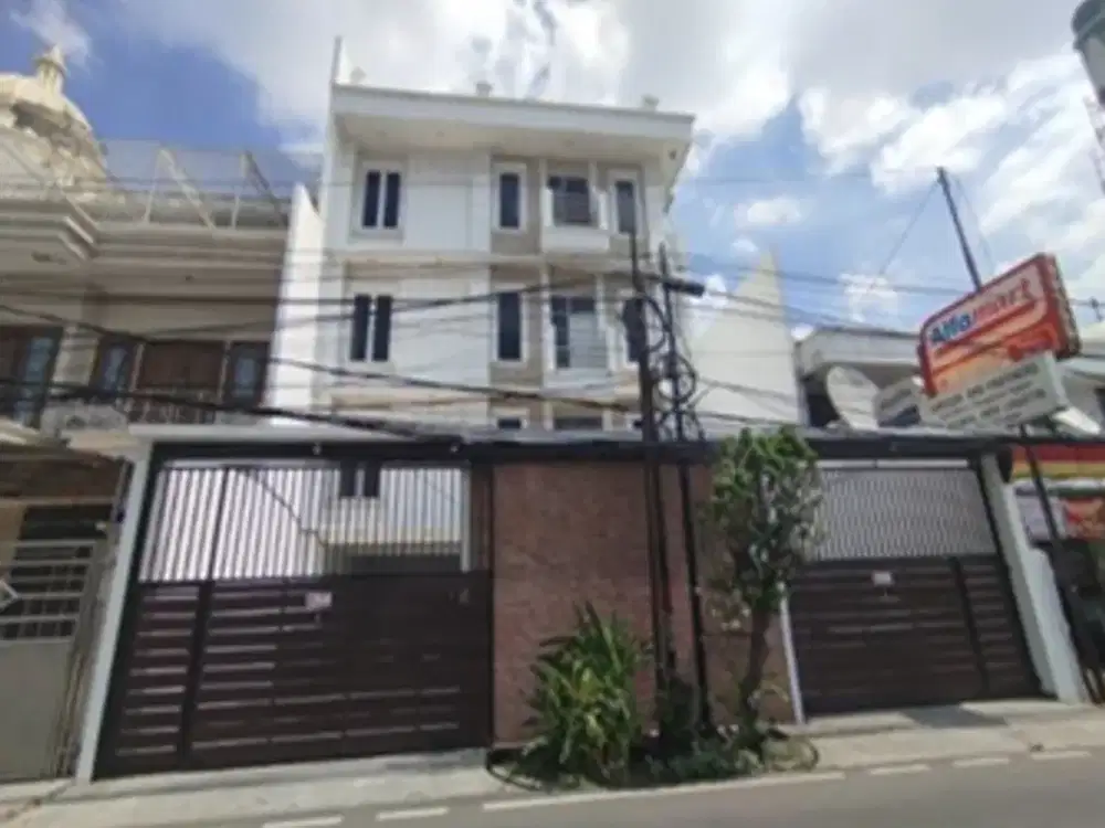 Di Jual Lelang Rumah 3 Lantai di Tanah Sereal Kelurahan Tanah Sereal, Kecamatan Tambora, Kota Jakarta Barat
