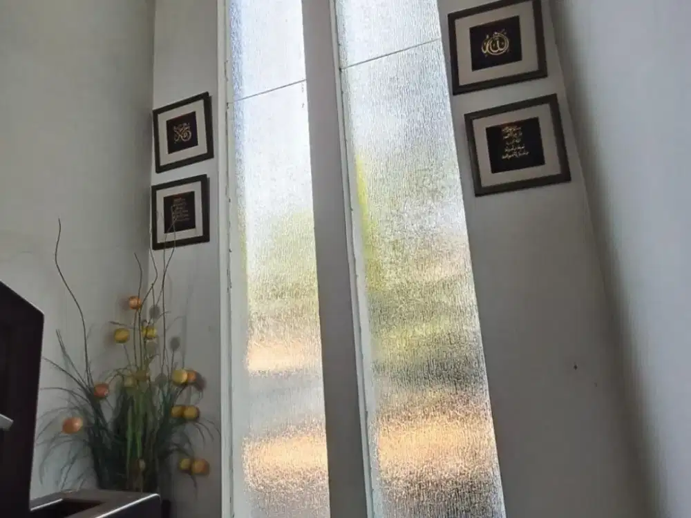 Dijual rumah terawat 2 lantai di komplek batununggal bandung
