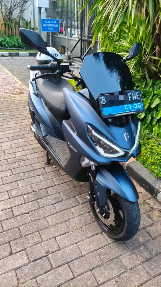 Polytron Fox R 2025 Velvet Navy Blue