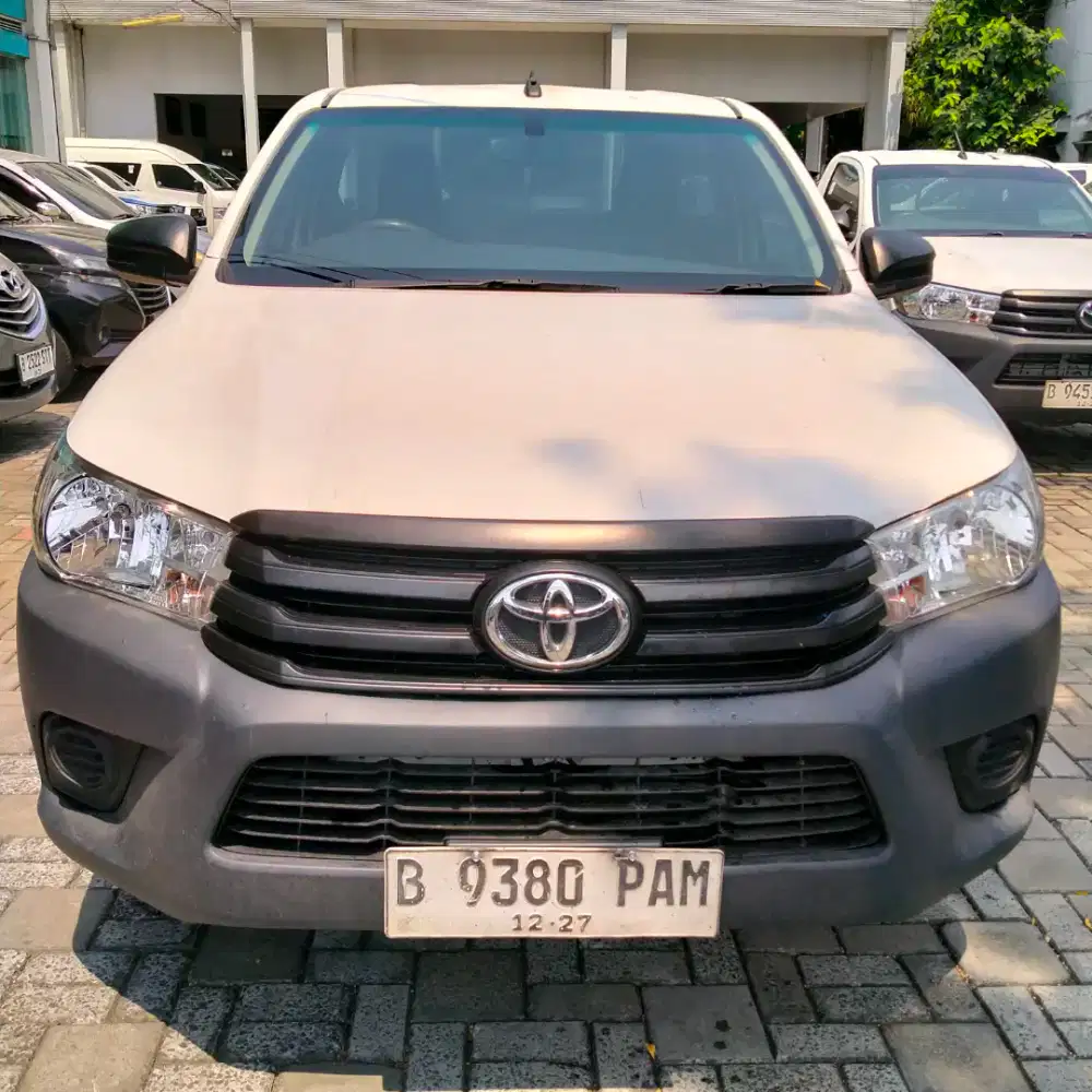 TOYOTA HILUX PICK UP 2.4 4X2 MT 2022
