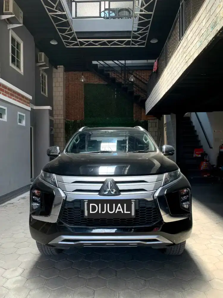 PAJERO SPORT EXCEED 2.5 4x2 - 2023