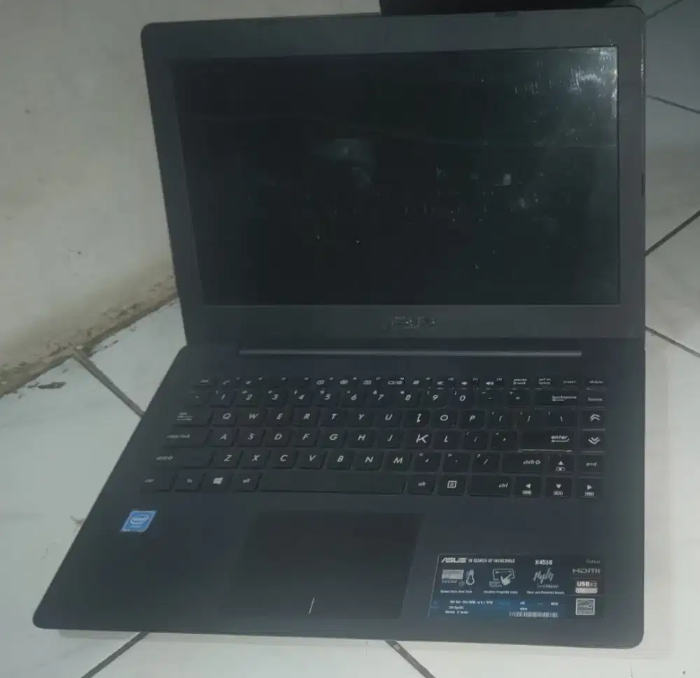 Asus murah normal cakep, no Acer Lenovo & Dell