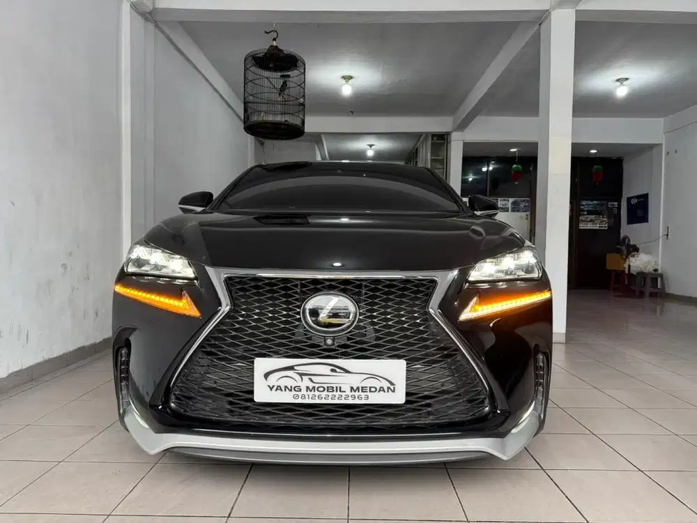 Lexus NX200t F Sport 2015 Hitam