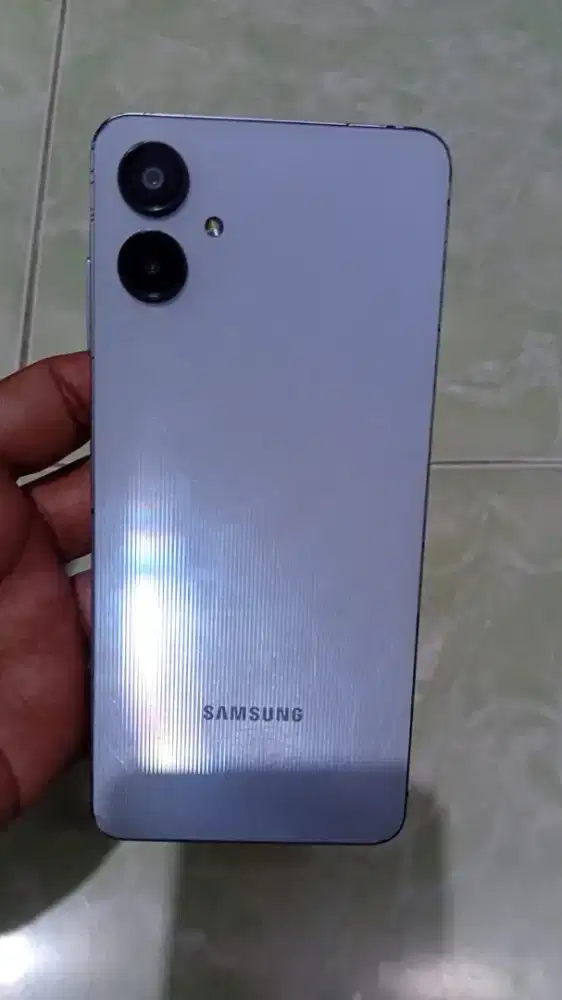 Samsung a06 (6/128Gb)