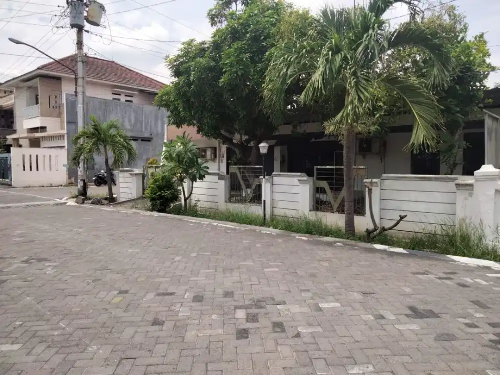 Dijual Rumah lokasi dekat Raya Soekarno-Hatta Pedurungan Semarang