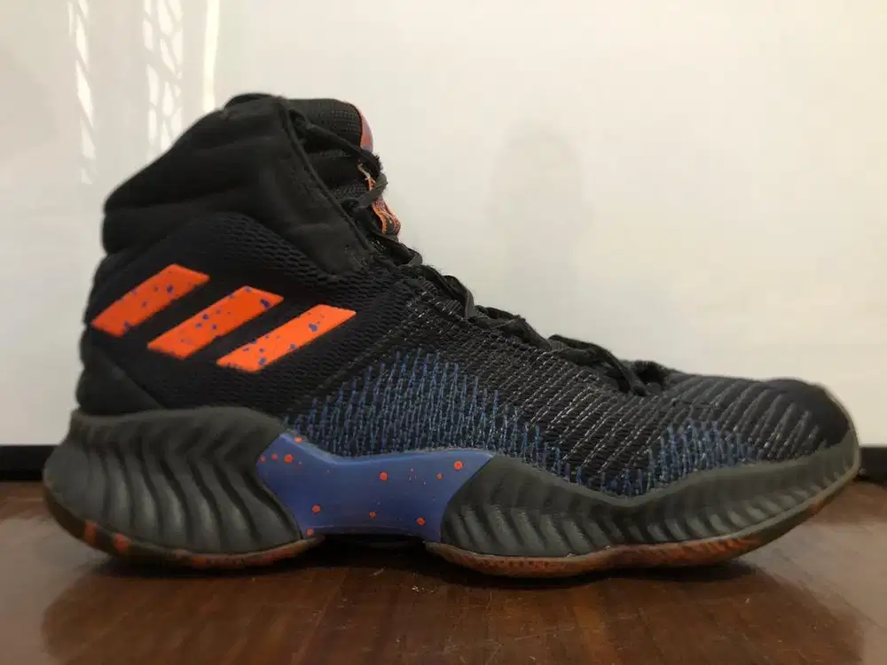 Size 44,5/28,5 Adidas Pro Bounce
