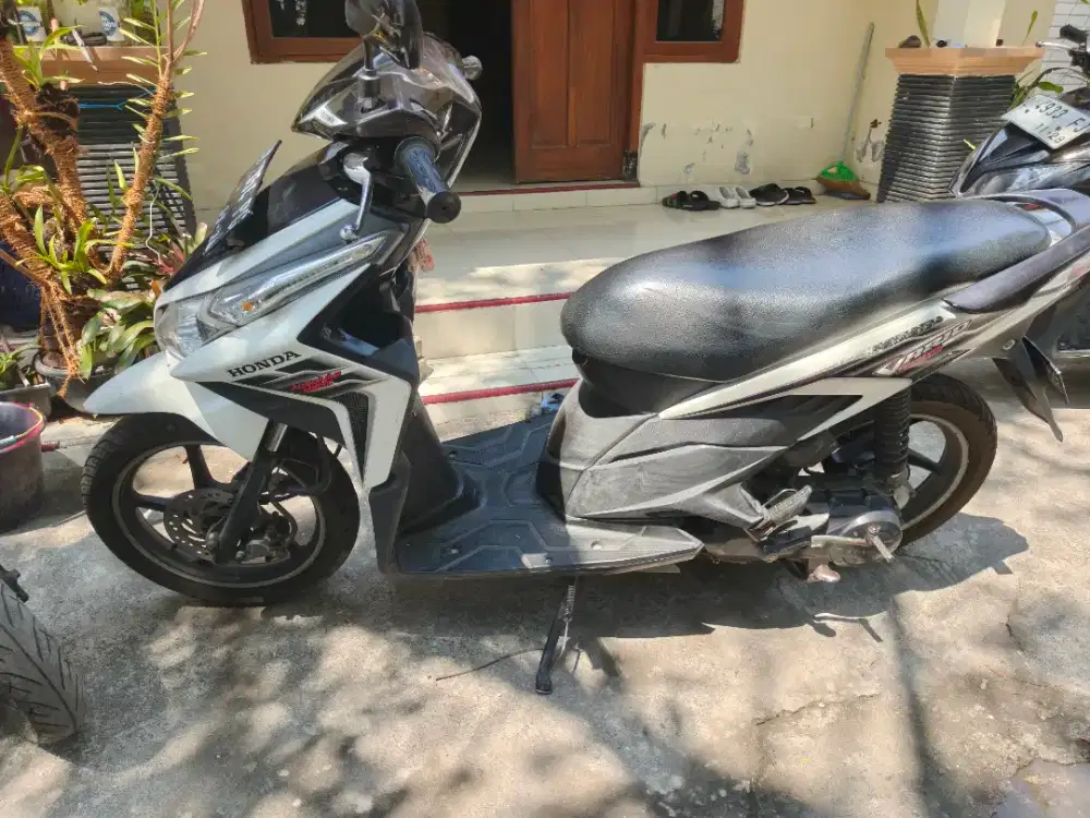 Vario techno tahun 2011 plat AB Bantul
