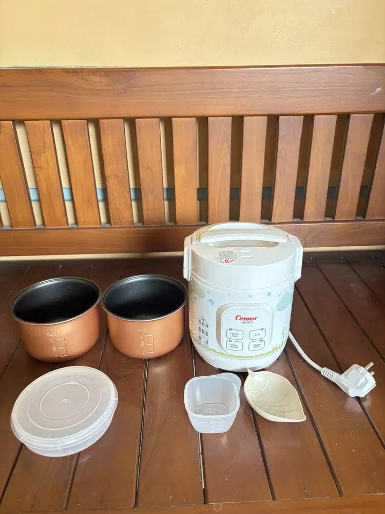 Rice Cooker Cosmos CRJ1031 + Innerpan Cosmos(Jadi Ada 2)..